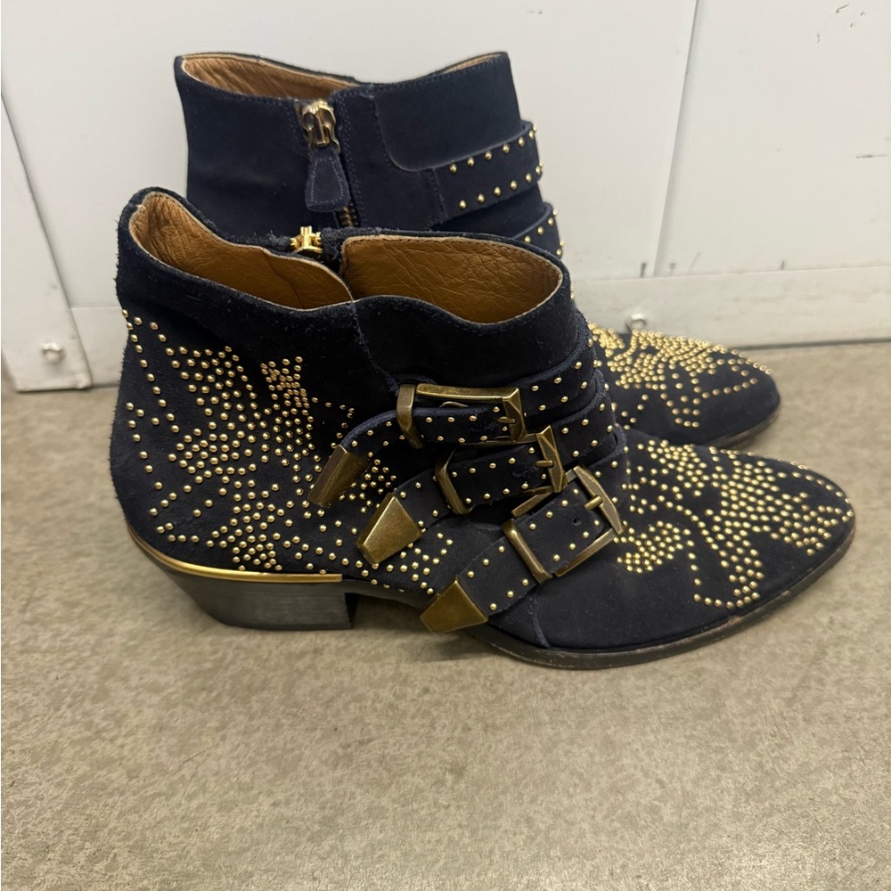 Chloe Susanna Navy Suede Booties - Picture 4 of 8